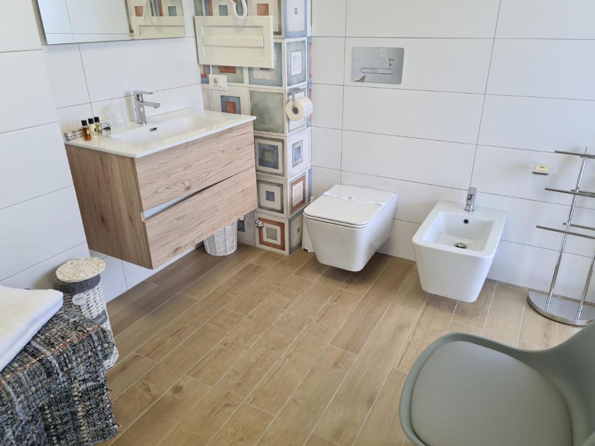 Le Dimore Del Gufo B&B And Apartments Suite Веноса Екстериор снимка